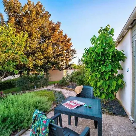 Appartement 2 Etoiles - Ccbbdgf דירה